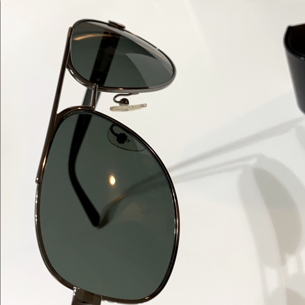 Authentic Prada sunglasses - Picture 4 of 7